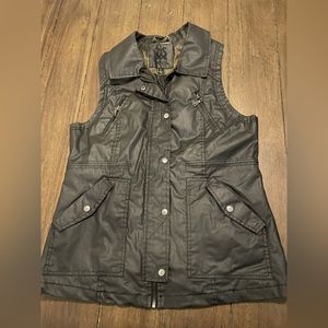 Odyn Black Ladies Size Large Motorcycle Vest